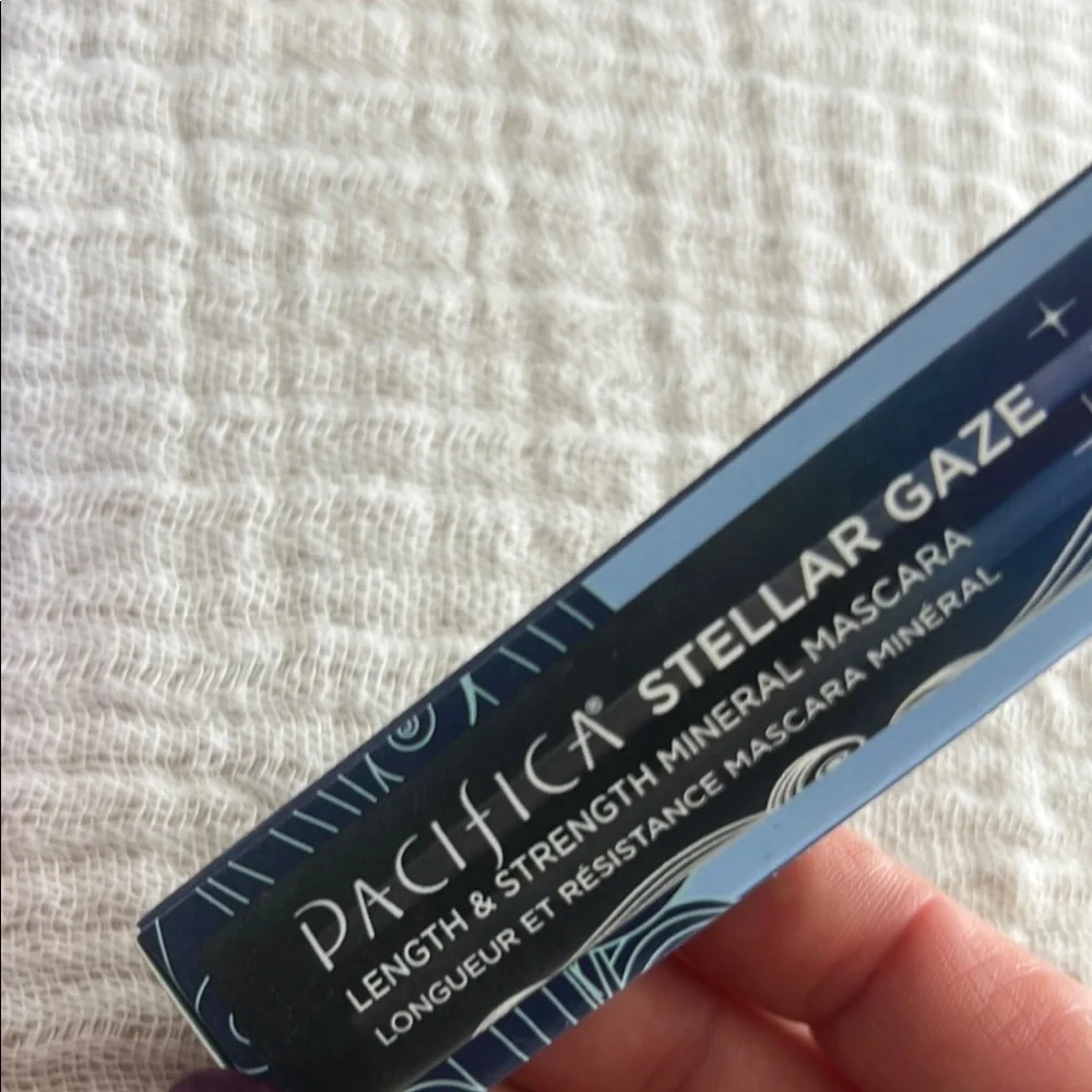 Pacifica Fluffy Lash and Stellar Gaze Mascara Set